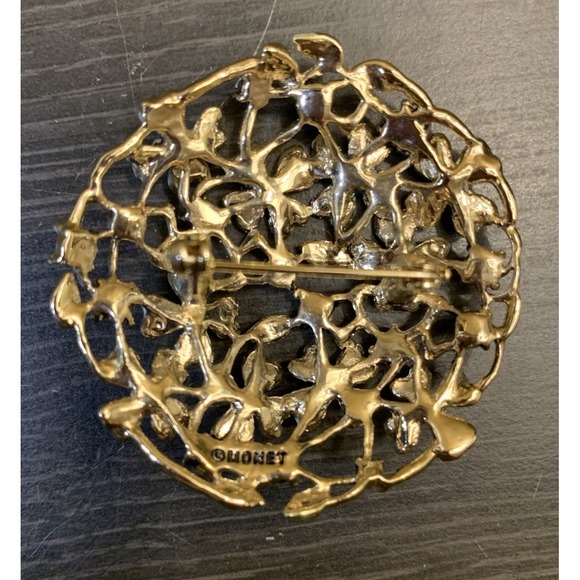 Vintage Monet Gold Enamel Rhinestone Brooch Multi Flower Shape Filigree Dome - Picture 2 of 8
